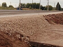 Нестыковочка вышла! На съезде к деревне в Нолинском районе перепад высот около 40 сантиметров
