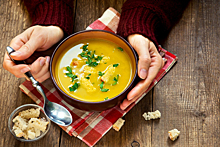 Диетолог Чехонина рекомендует перед сном есть суп вместо кефира