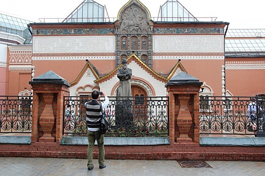 Лекция «Третьяков и его галерея» прошла в рамках воскресной школы храма прп. Андрея Рублева