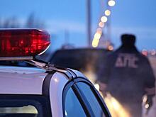 В Кировской области водитель «КамАЗа» сбил инспектора, который оформлял ДТП