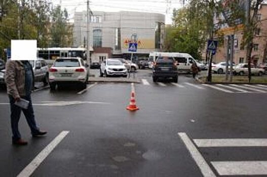 В Ставрополе водитель иномарки на парковке сбил 80-летнюю женщину