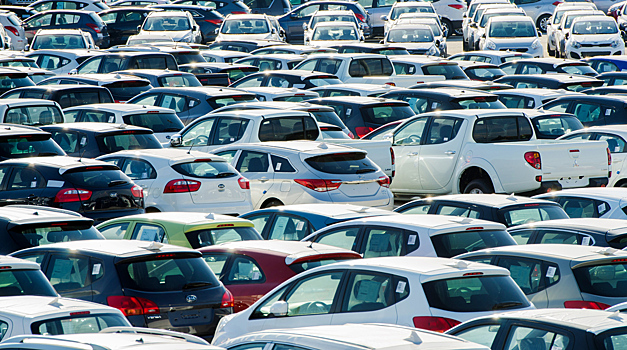 Автоэксперт сообщил, что цены на автомобили 2023 и 2022 года выпуска снизятся