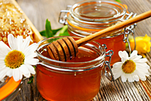 Диетолог рассказал, почему мед не стоит есть зимой