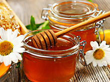 Диетолог рассказал, почему мед не стоит есть зимой
