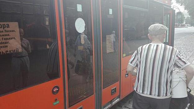 В Калининграде автобусы №14 начали курсировать без кондукторов
