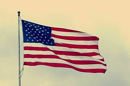 Политолог: США выполняют роль «няньки» для Украины на переговорах с РФ