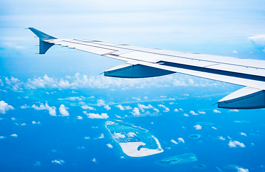 Российская авиакомпания возит пассажиров в грузовом отсеке самолёта. Им продают обычные билеты