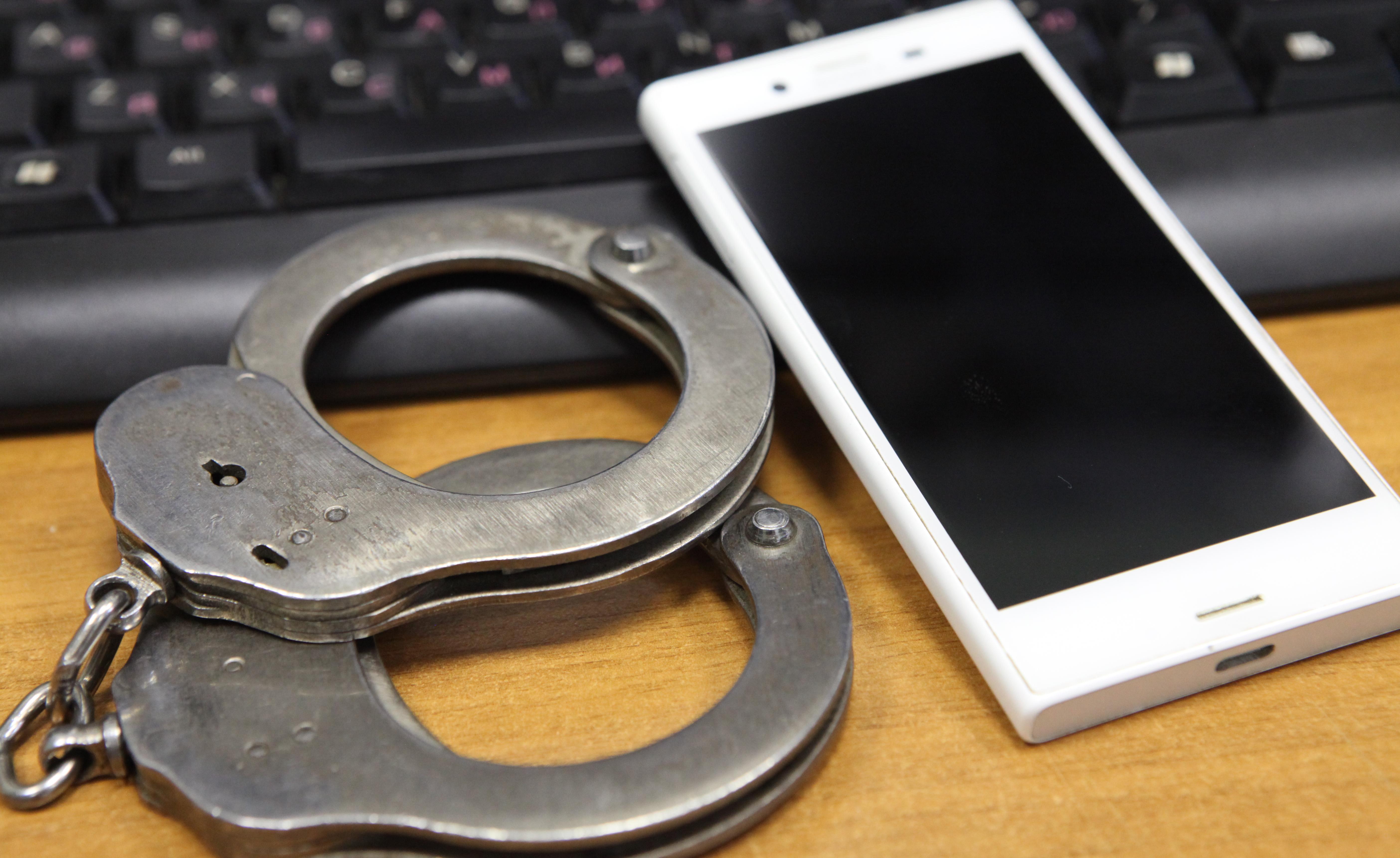 Полиция в Забайкальском крае задержала жительниц Читы, выполнявших задания телефонных аферистов