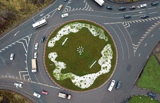 Распространенные ошибки при проезде круговых перекрестков