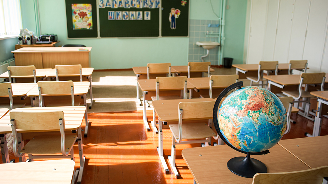 Стало известно о запрете всего в российской школе из-за отца учащегося