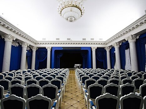 Москва онлайн покажет экскурсию по театру "Геликон-опера"