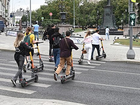 В Москве намерены вычислять нарушающих ПДД самокатчиков с помощью камер