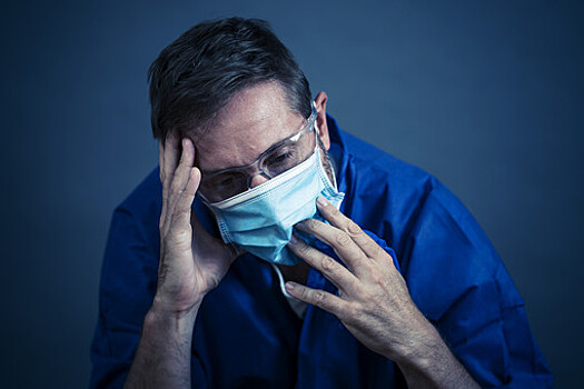 Роспотребнадзор рекомендовал персоналу московсих медучереждений возобновить ношение масок