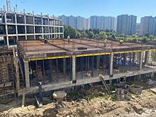 В Курске на стройке новой детской больницы выявили нарушения и угрозы безопасности