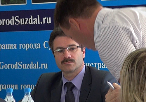 Не снизошёл до объяснений депутатам