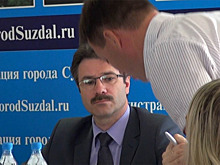 Не снизошёл до объяснений депутатам