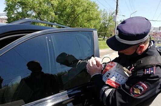 На саратовских дорогах инспекторы поймали 533 водителей с тонировкой