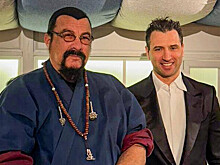 Роман Ротенберг: «Стивен Сигал очень любит хоккей. Он приглашен в субботу на матч сборной «Россия 25»