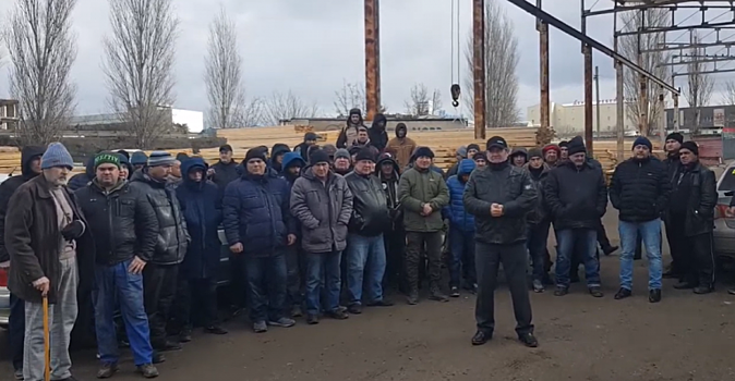 Предприниматели попросили у властей не закрывать рынок стройматериалов в Симферополе