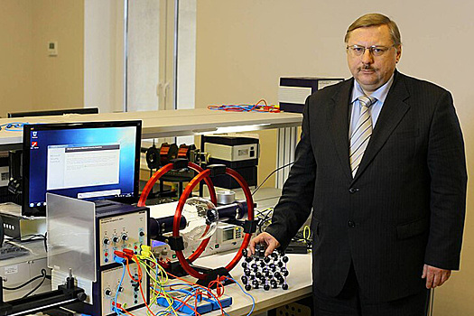 Гравитационная антенна и завод: инженеры разных поколений рассказали о своих мечтах