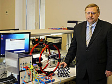 Гравитационная антенна и завод: инженеры разных поколений рассказали о своих мечтах