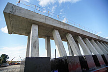 Технологический мост через Тагильский пруд почти построен