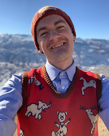 Довольно долгое время публика думала о том, что Гудков нетрадиционной ориентации. 