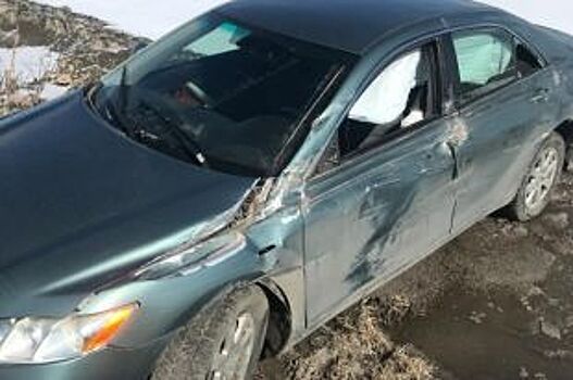 Под Нижневартовском «Газель» столкнулась с «Toyota»