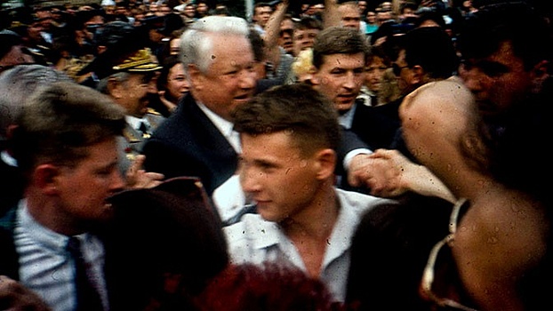 Уникальный архив: ранее не публиковавшиеся кадры Ельцина и Горбачева
