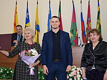 Землякам вручили грамоты губернатора