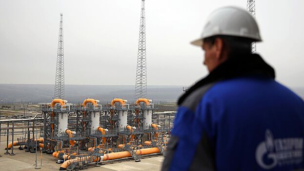 Словакия заявила об угрозе многомиллиардного штрафа при отказе от газа из России