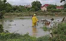 Итоги дня: ограничения для непривитых, наводнение в Керчи, рост числа ДТП с электросамокатами