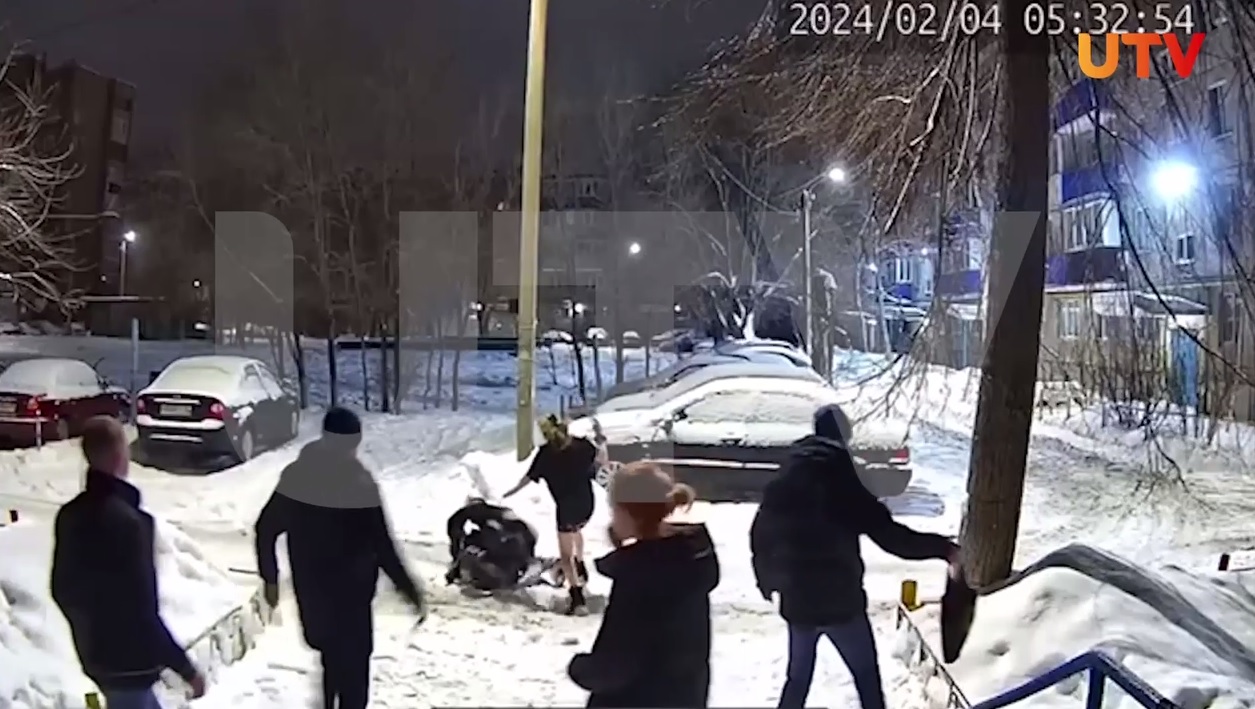 В Орске полиция разыскивают участников драки на улице Тагильской
