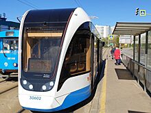 В Щукине на пути вышел трамвай «Львёнок»