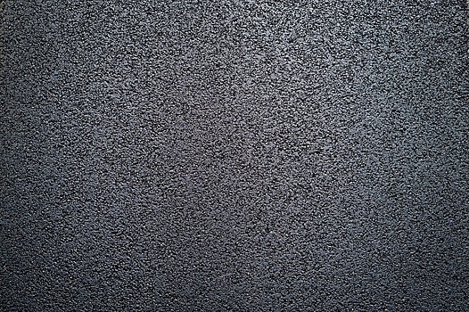 На Воротынской коммунальные службы восстановили асфальт