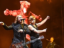 Группа «Би-2» покинула Россию