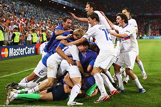 Дания – Россия, Евро-2020: 13 лет знаменитому матчу Россия – Голландия (3:1) на Евро-2008