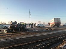 «Гранту» разорвало от столкновения с грузовиком под Саратовом