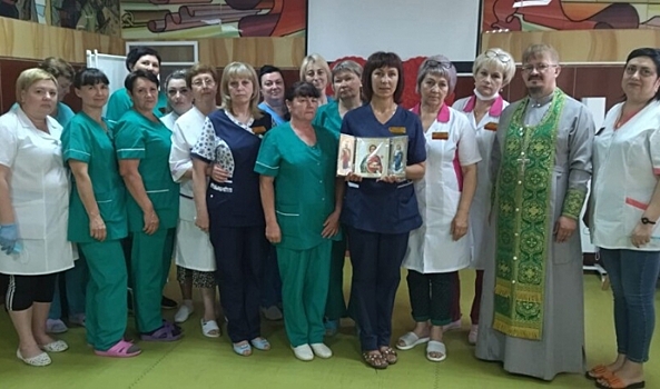 В Волгоградской епархии поздравили медиков области с их праздником