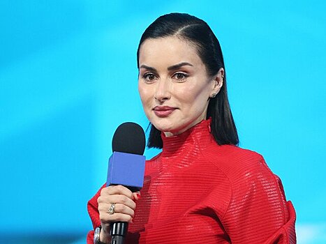 Канделаки пригрозила судом бренду, скопировавшему платье Пересильд