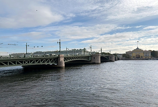 Ремонт Дворцового моста завершили досрочно