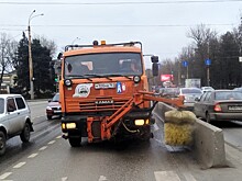 Машины-пылесосы вышли на уборку улиц Ростова