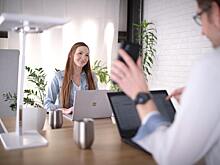 Стало известно об отношении россиян к служебным романам