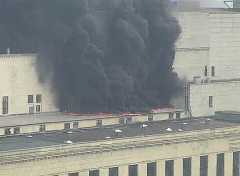 Здание ТЭЦ загорелось на северо-западе Москвы