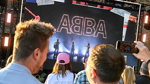 ABBA Voyage: легендарная группа выпустила новый альбом и отправляет свои голограммы в турне