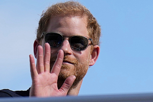 Названы причины начала хрупкого перемирия между принцем Гарри и коронованным отцом