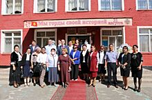 Ошская область Киргизии поблагодарила уральцев за новые учебники для русскоязычных школ региона