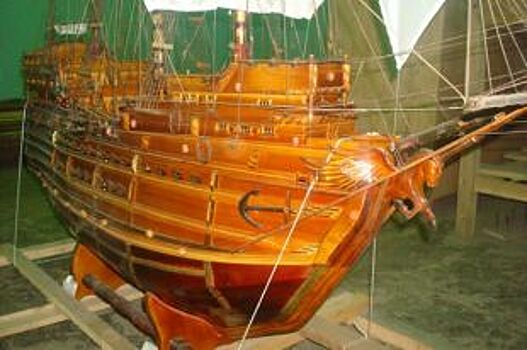 Макет парусного корабля ХVII века создали осужденные Кузбасса