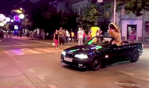 Тиранозавр за рулем BMW проехался по Краснодару