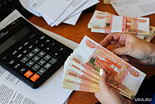 Член московской «Деловой России» Буянов: сотрудники банков и торговли рискуют не получить 13 зарплату